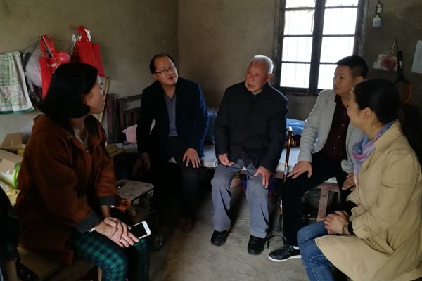 微信图片_20171027165620_副本.jpg